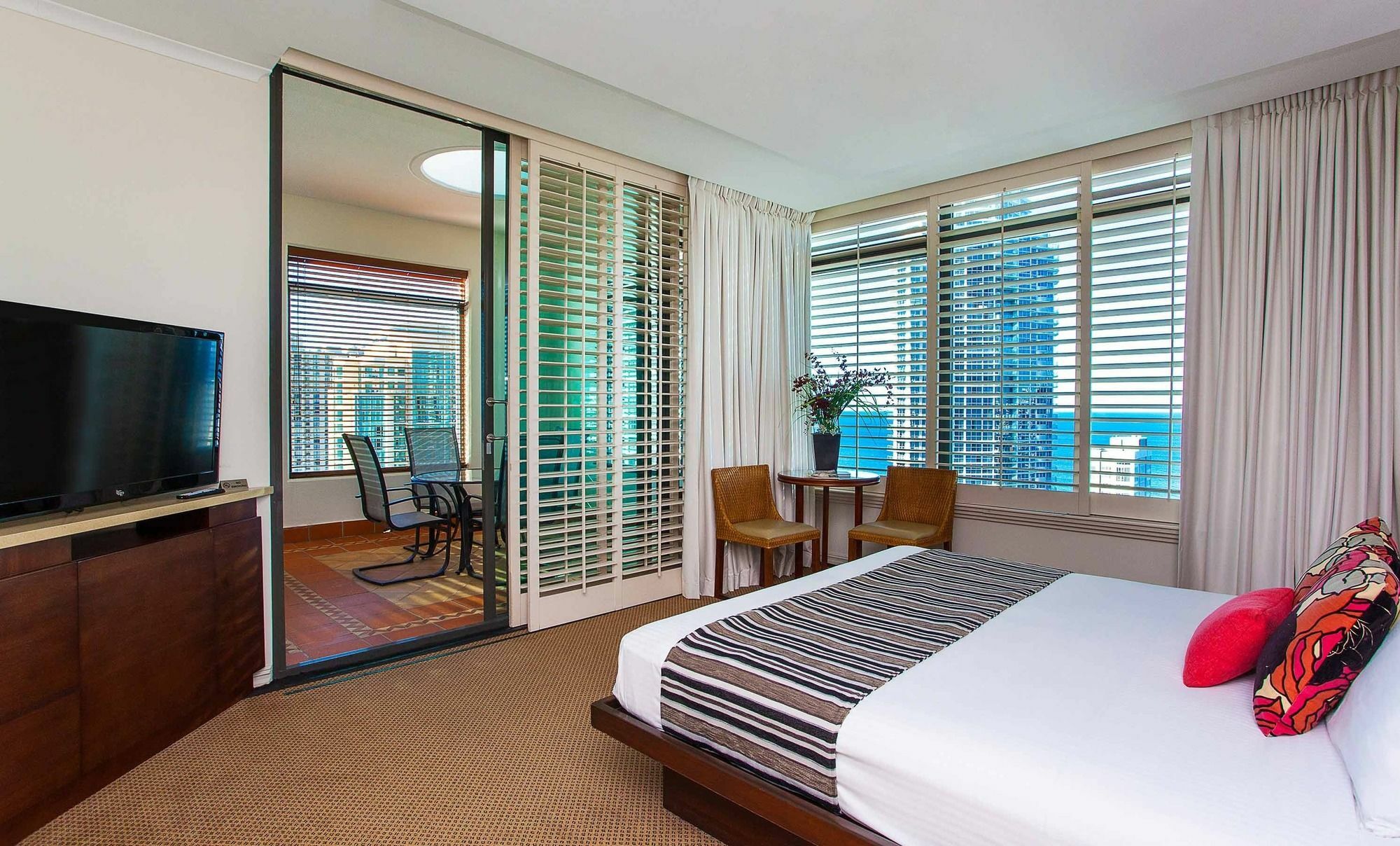 Voco Gold Coast, An Ihg Hotel Exterior photo